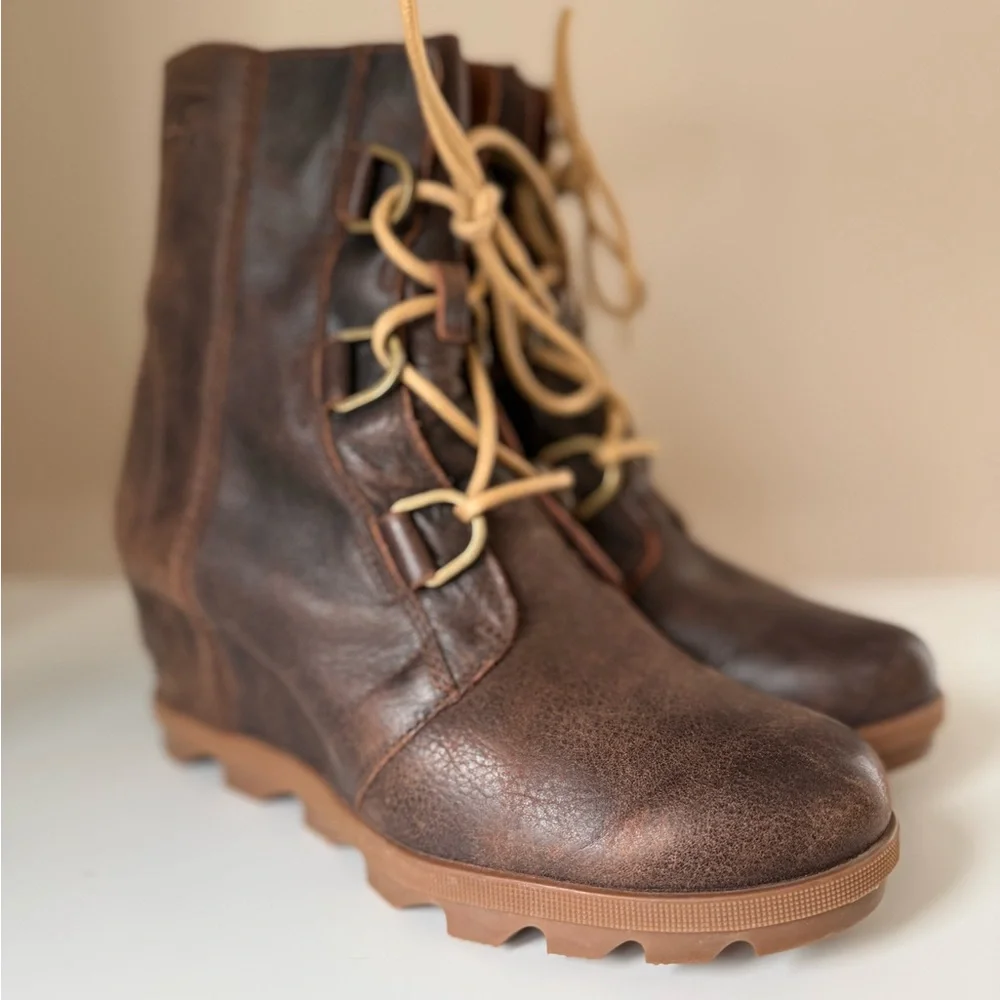 SOREL Joan of Arctic Wedge II Waterproof Leather Boots - Women's 9.5 - Picture 2 of 12